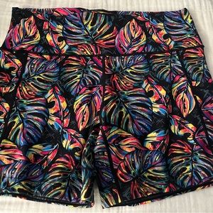 Constantly Varied Gear 5” shorts Tropic Like It’s Hot